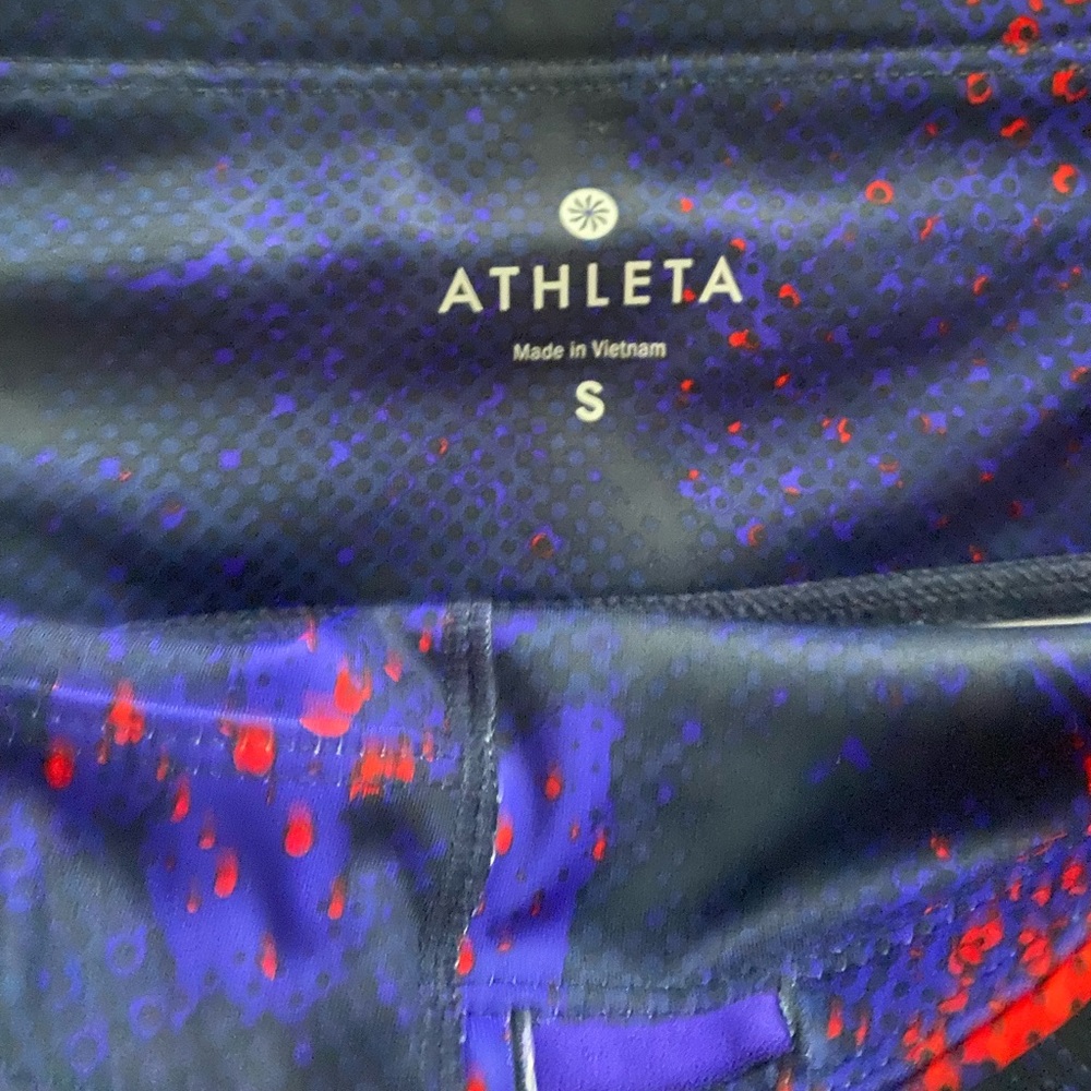 Never Worn. Clean. Super Comfortable - image 5